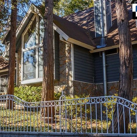 Chateau Bernina Lake Arrowhead Eksteriør billede